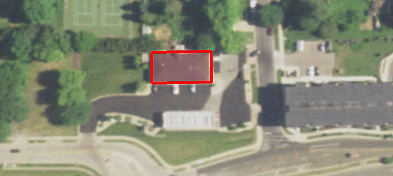 2402 Broadway