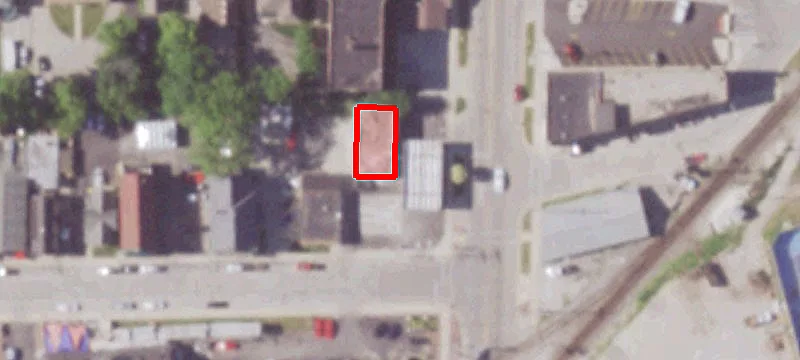 304 Grand Ave