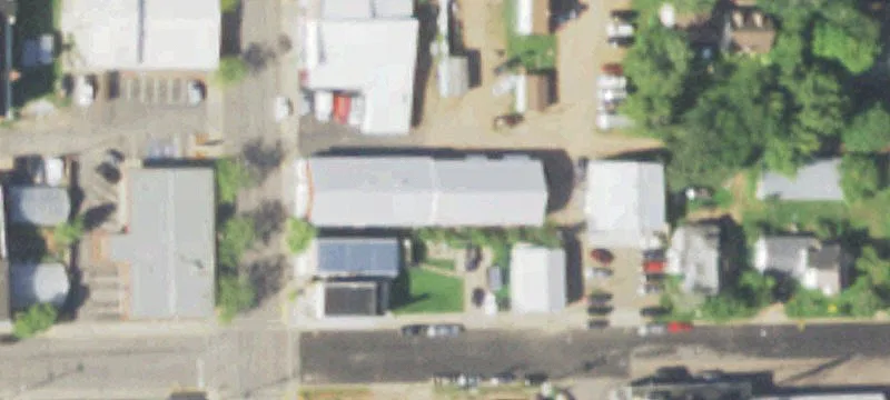 211 3rd Ave