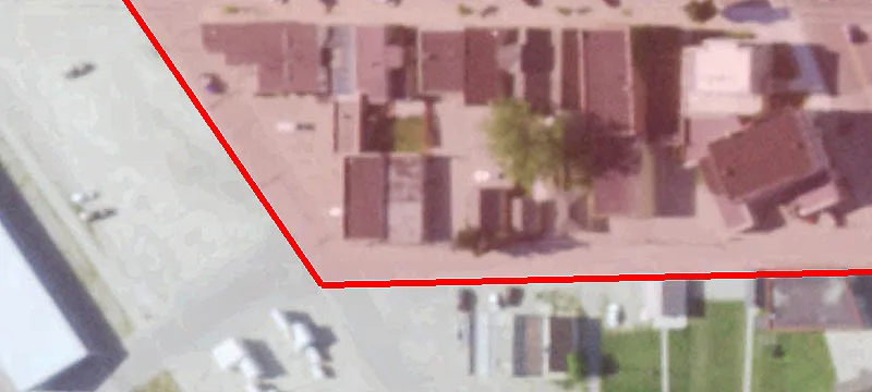 121 Main St