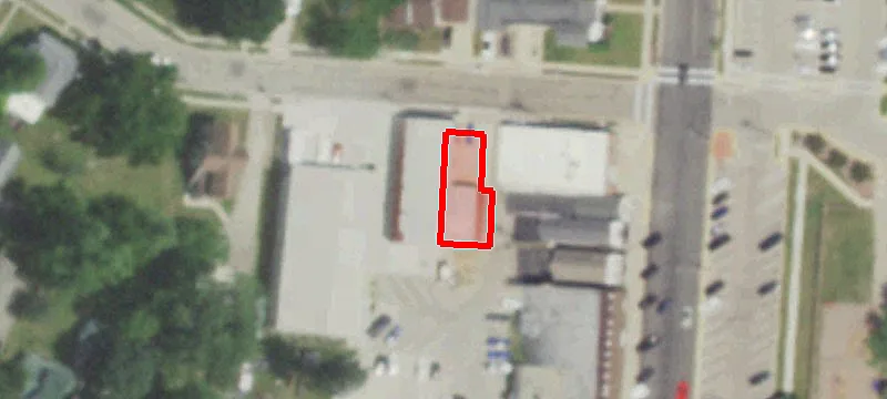 635 Greenman St