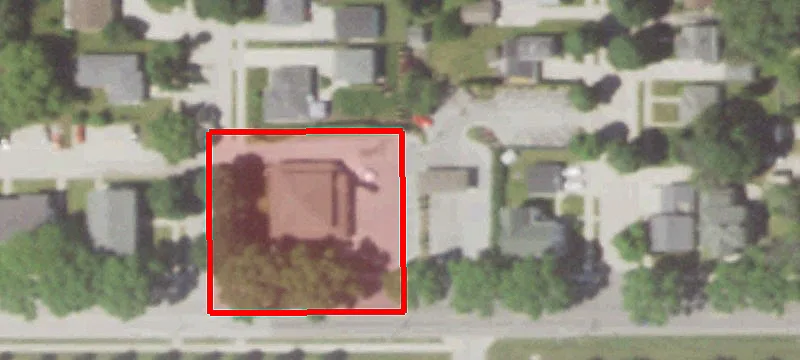 2122 Superior Ave