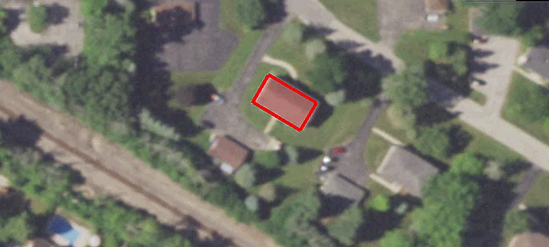 15355 Marilyn Dr