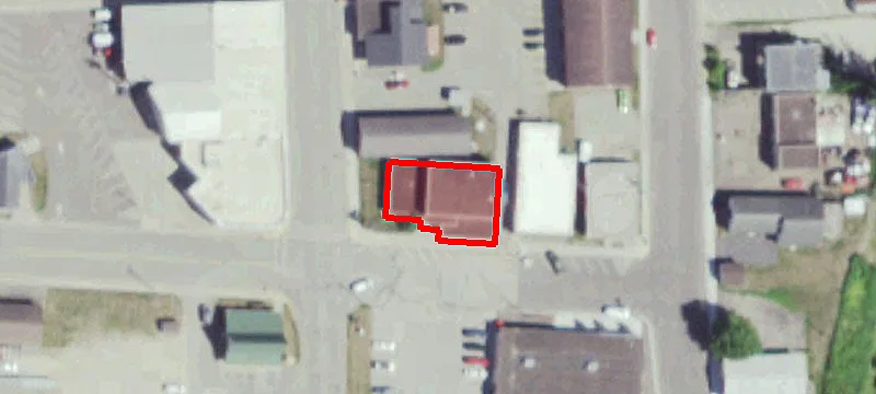 320 Mckay Ave