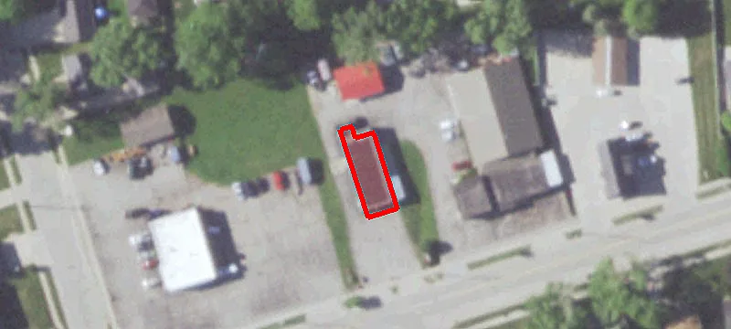 1402 Main St