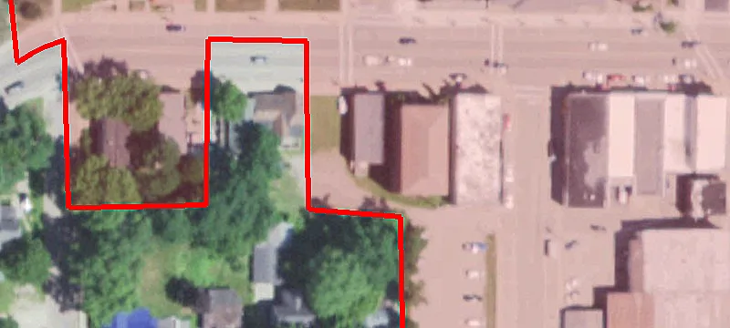 320 Main St