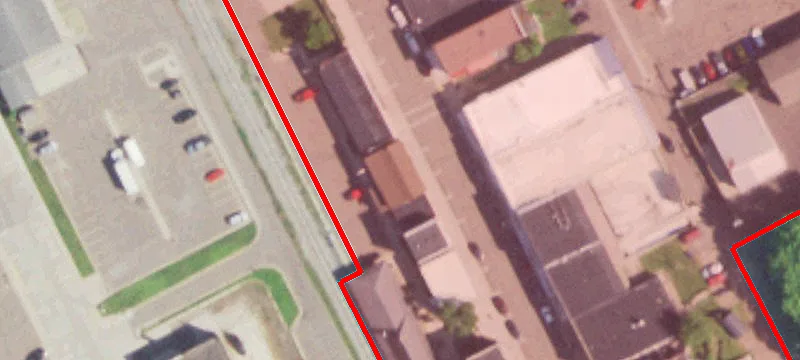137 Main St