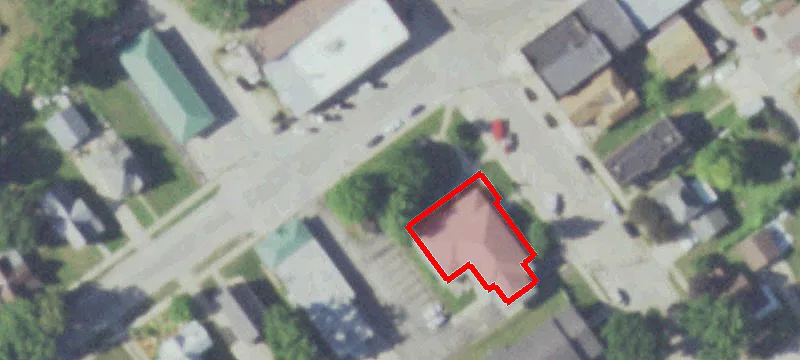 101 Main St