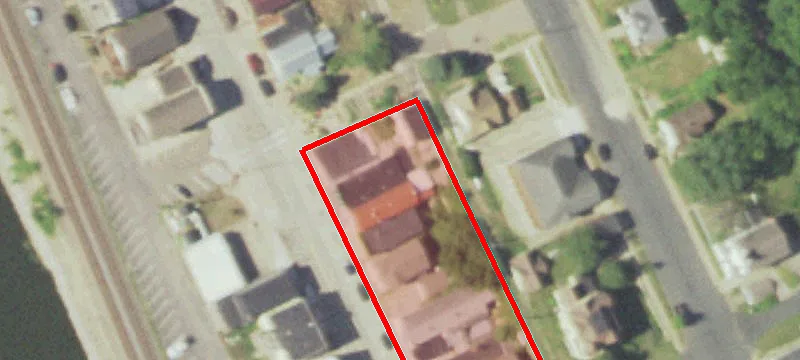 105 Main St