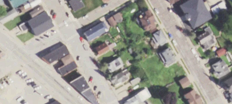 12 Main St