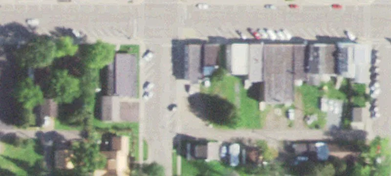 301 Main St