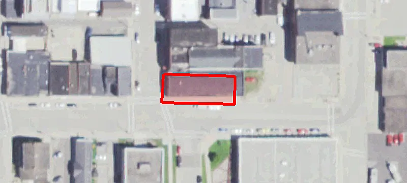 34 1st St