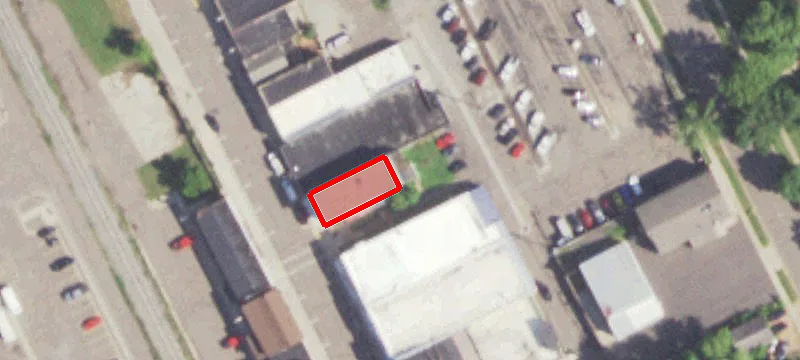 132 Main St