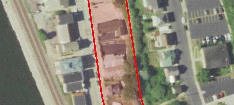 325 Main St