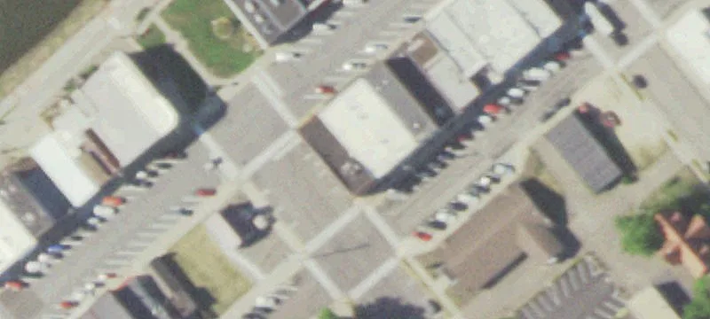 200 3rd W Ave