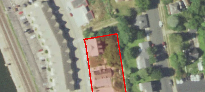 301 Main St