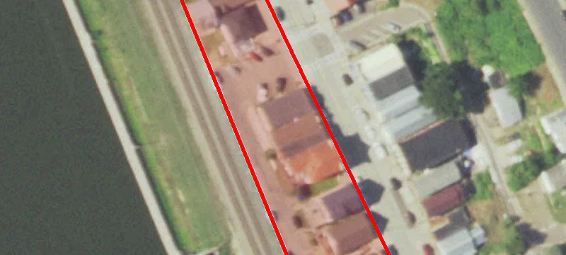 114 Main St
