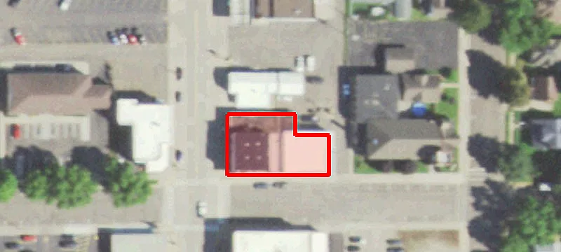 1316 Main St