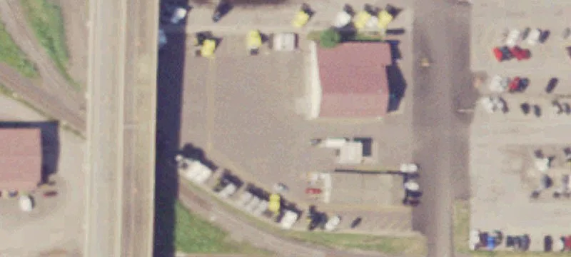 211 Cumming Ave