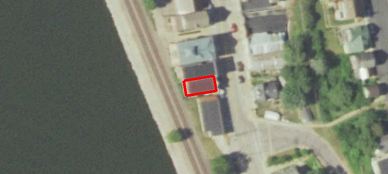 324 Main St
