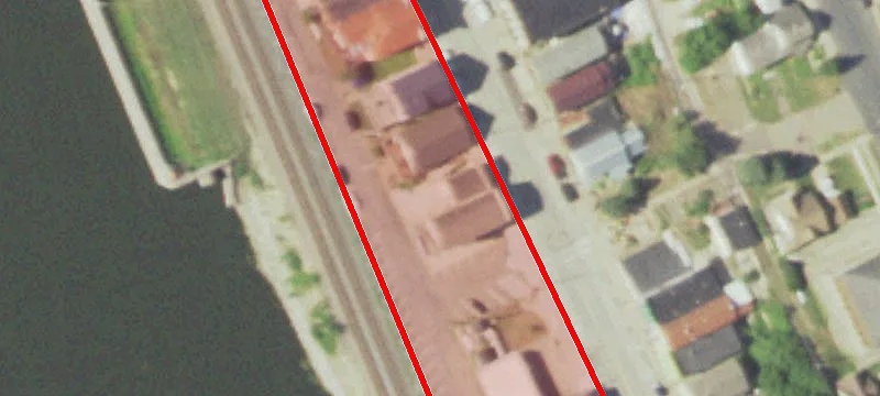 100 Main St