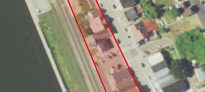 200 Main St