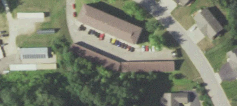 175 Country Ln