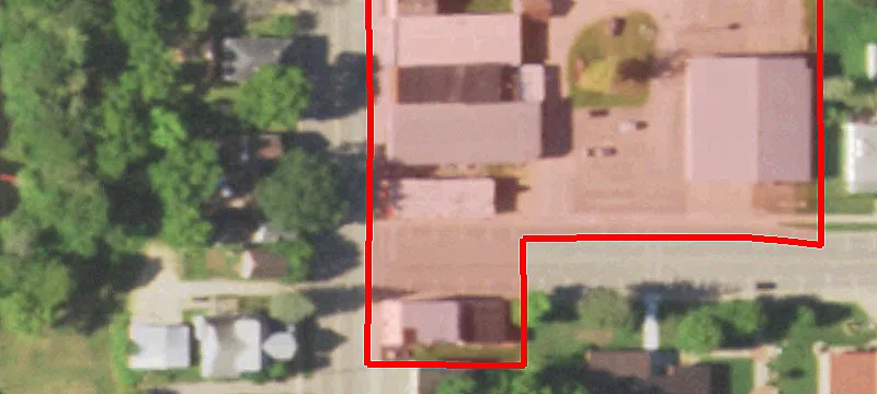 228 Main St