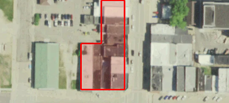 152 Main St