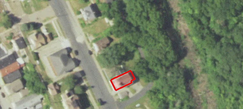 109 2nd St
