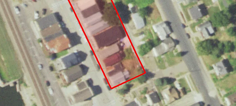 105 Main St