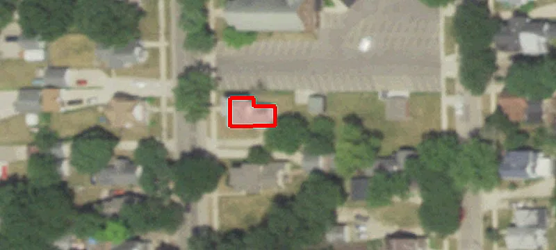 737 Blf St