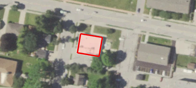 100 Main St