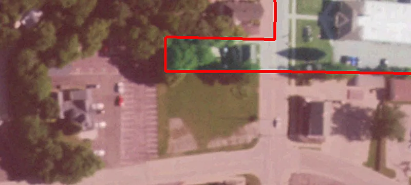 330th Lakeland Dr