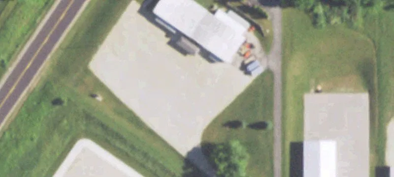 106 Commercial Dr