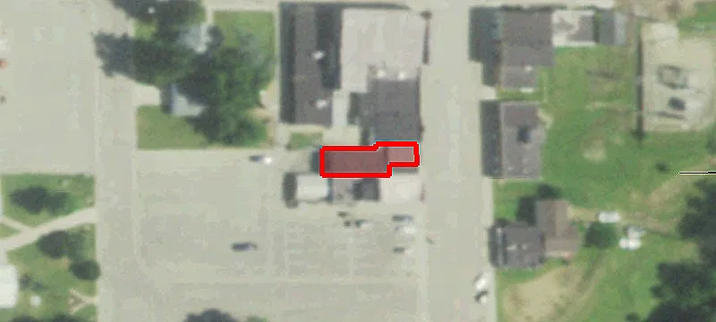 137 Main St