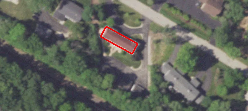 15175 Marilyn Dr