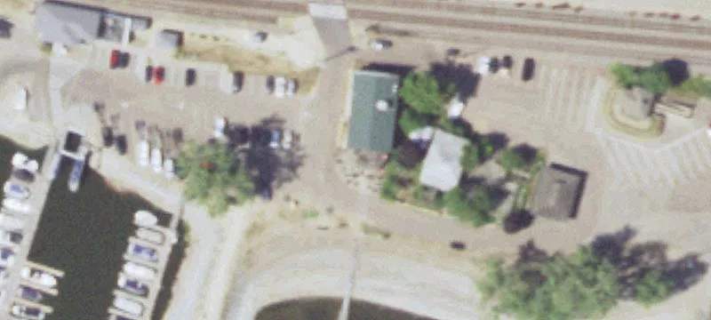 205 1st St