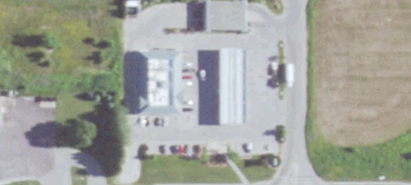 2120 Edgewood Dr