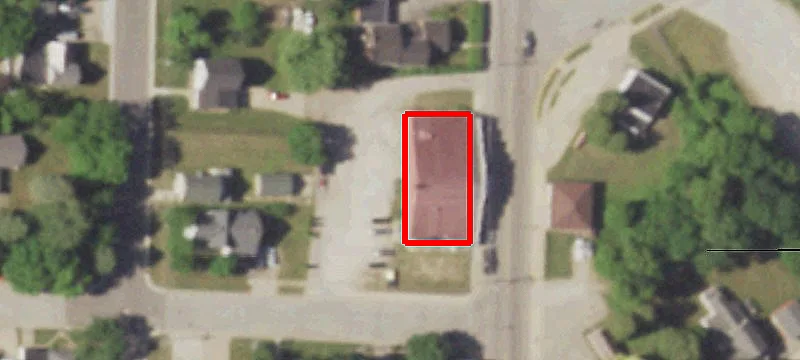 211 Maple Ave