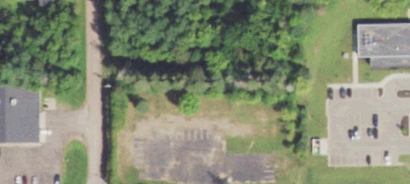 1201 Lk W Ave