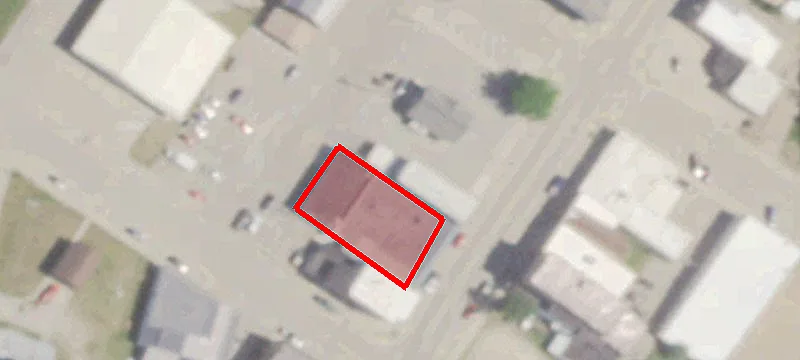221 Main St
