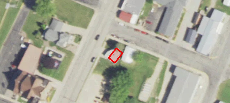 301 Main St