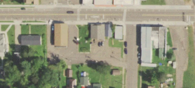 908 Main St