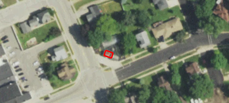 301 Main St