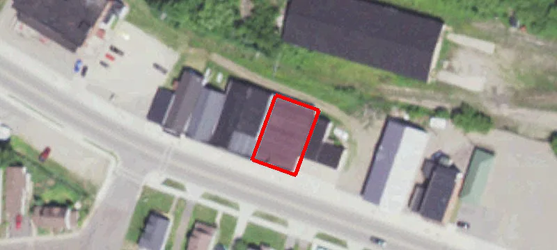 1009 Main St