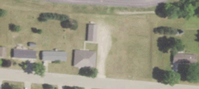 302 Hillcrest Dr