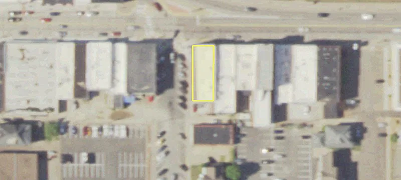 400 Main E St