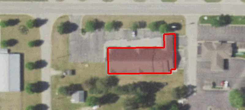 221 Hall Ave