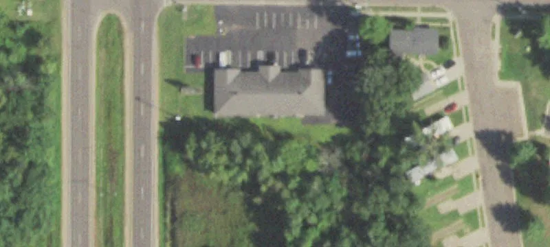 3011 Main St